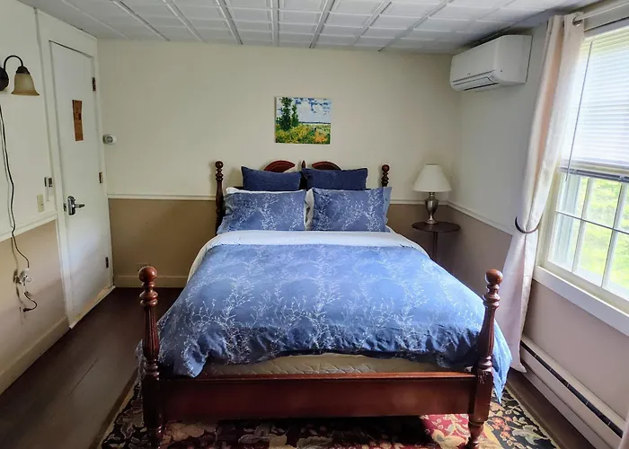 Doveberry Inn